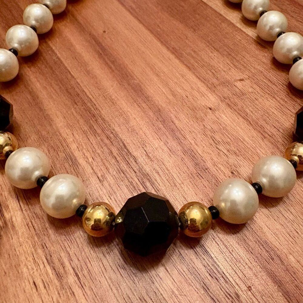 Vintage Faux Pearl and Onyx Beaded Necklace | 18”